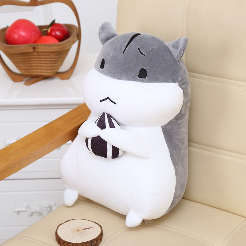 Doll warms your hands and pillows to intervene