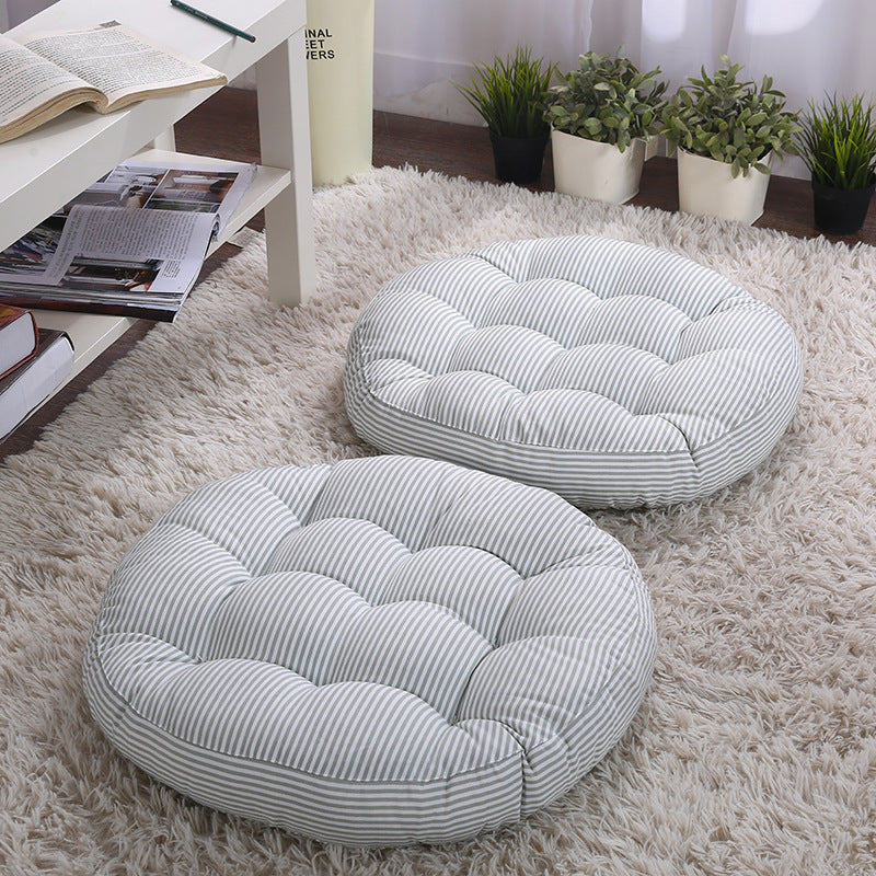 Cotton and linen round cushion