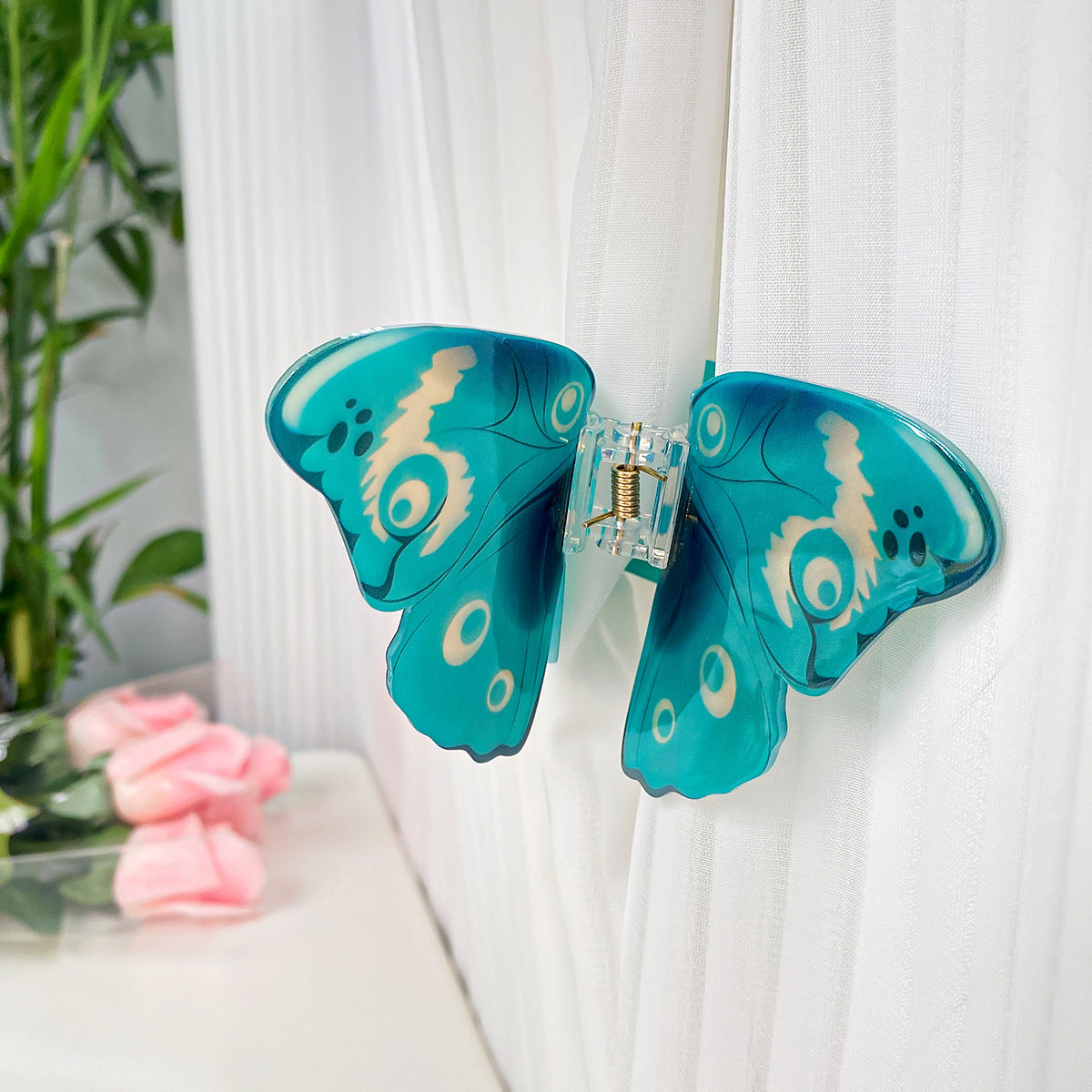 Female High-end Simulation Butterfly Grab Clip