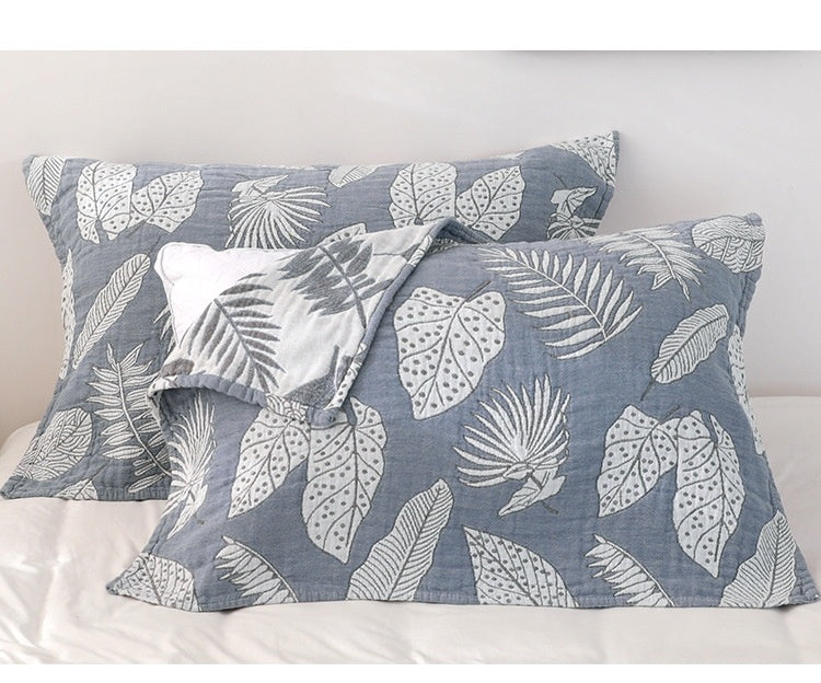 A Pair Of Pillow Towels And Cotton, Simple Nordic Style