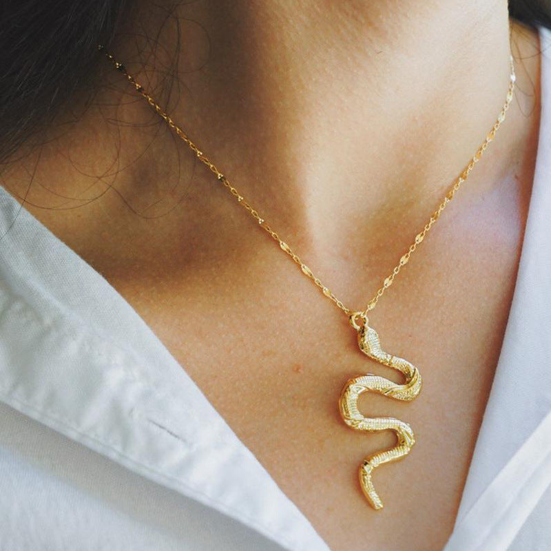 Snake Necklace New Animal Snake Dangle Women Pendant Necklace Minimalist Style Alloy Trendy Female Birthday Jewelry Gift Party