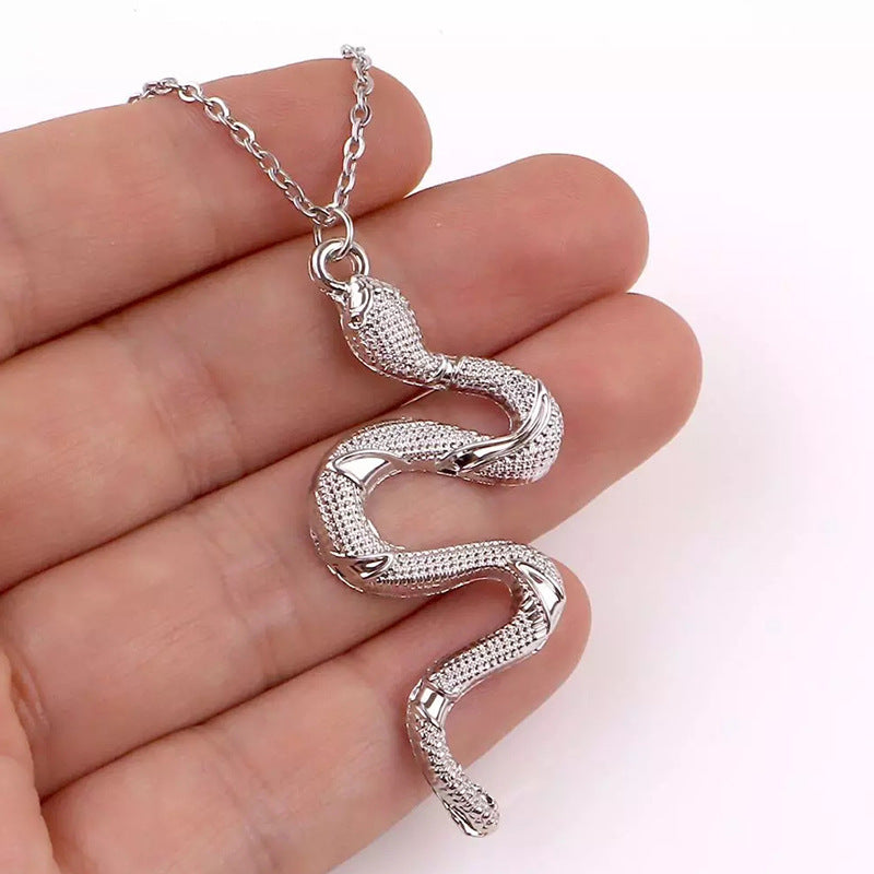 Snake Necklace New Animal Snake Dangle Women Pendant Necklace Minimalist Style Alloy Trendy Female Birthday Jewelry Gift Party