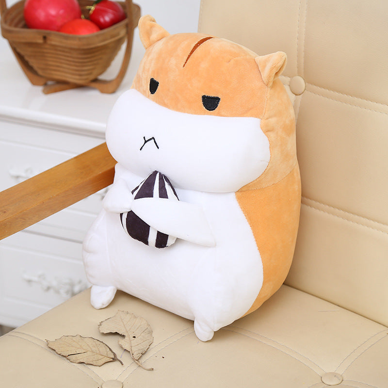Doll warms your hands and pillows to intervene