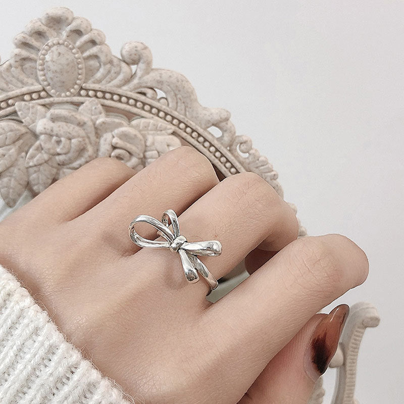 Simple Personality Hong Kong Style Geometric Hand Jewelry Bow Ring Women