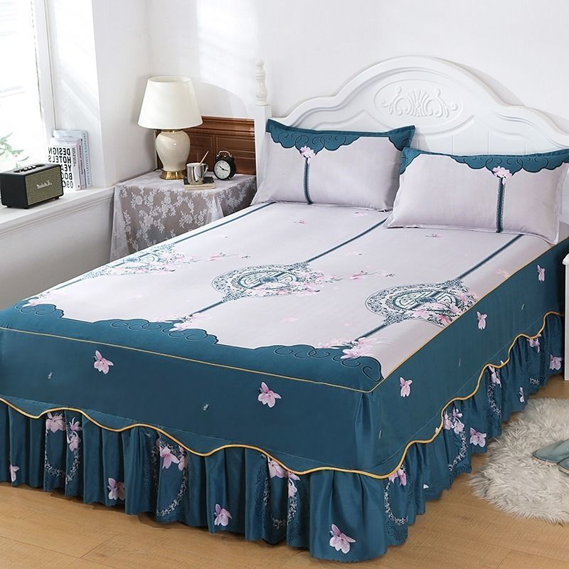 Simmons Protective Cover Bedspread Four Seasons Universal